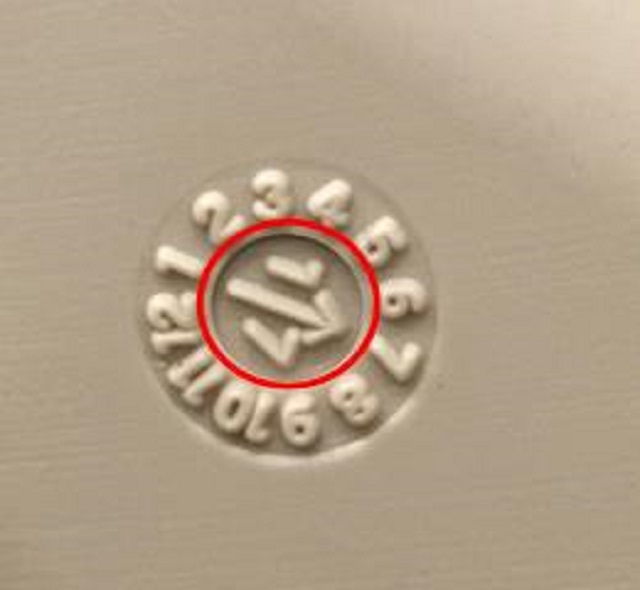 images Circle Arrow Symbol On Plastic coda plastics