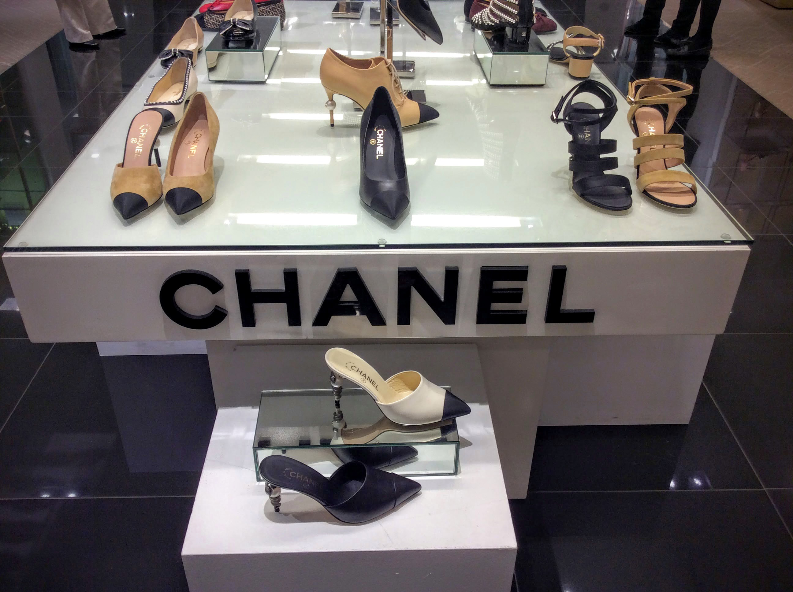 wallpapers Images Of Chanel Shoes lambskin patent calfskin ivory black open shoes chanel