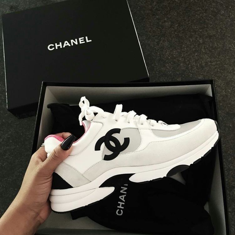 wallpapers Images Of Chanel Shoes the 6 most iconic chanel shoes
