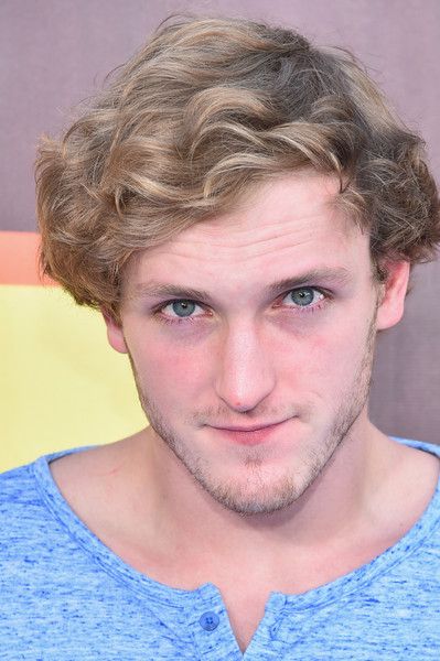 photo Logan Paul Hair Color logan paul has had an emo makeover and