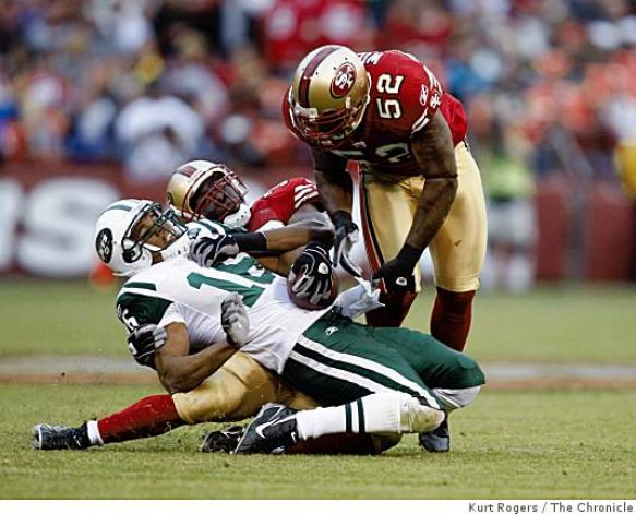 images Patrick Willis Hit On Brad Smith patrick willis hit on brad smith thr