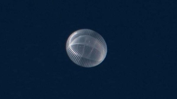 pics White Circle In Sky ufo or weather balloon mysterious